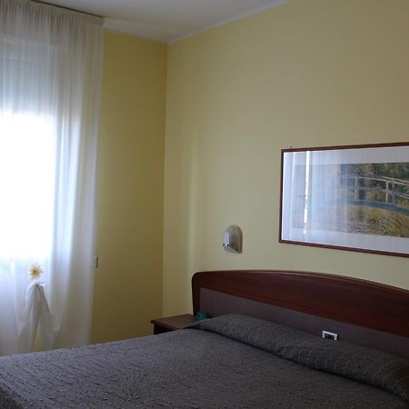 Albergo Sirena Баццано Экстерьер фото