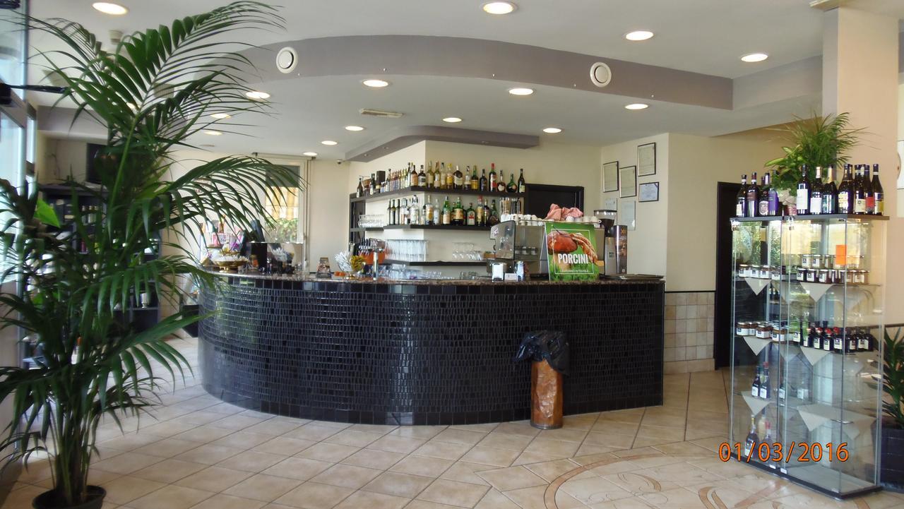 Albergo Sirena Баццано Экстерьер фото